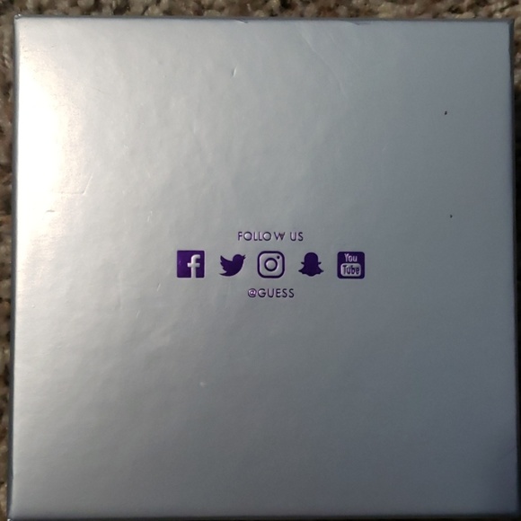 Guess Earring Set - Picture 3 of 3